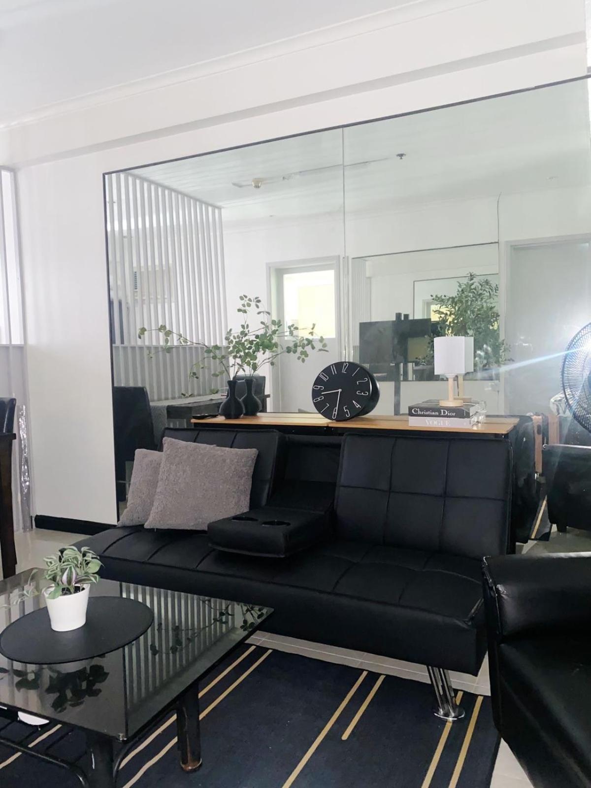 Cozy 2-Bedroom At South Of Market Soma Bgc Near Sm Aura, Market! Market! & Bonifacio High Street 达义 外观 照片